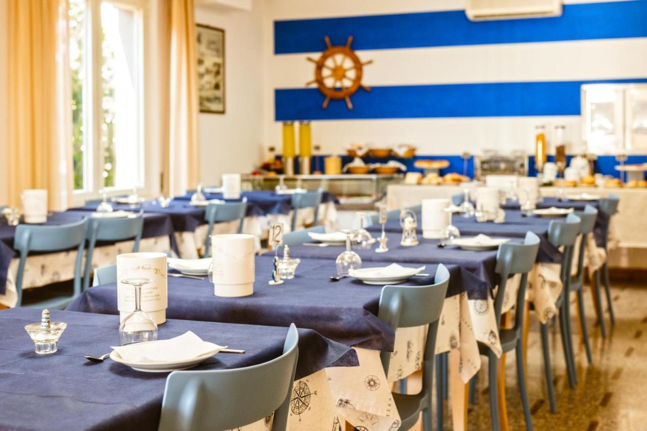 Hotel Villa Del Mare Senigallia Zewnętrze zdjęcie